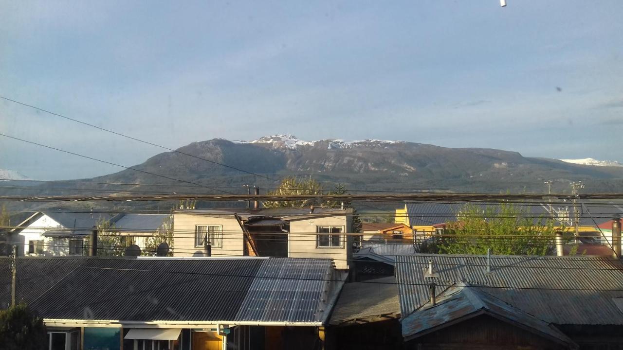 Hospedaje Maria Elena Coyhaique Exteriör bild