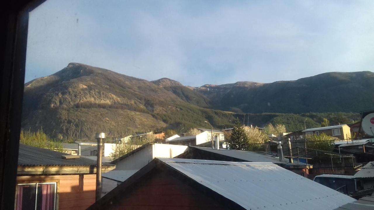 Hospedaje Maria Elena Coyhaique Exteriör bild